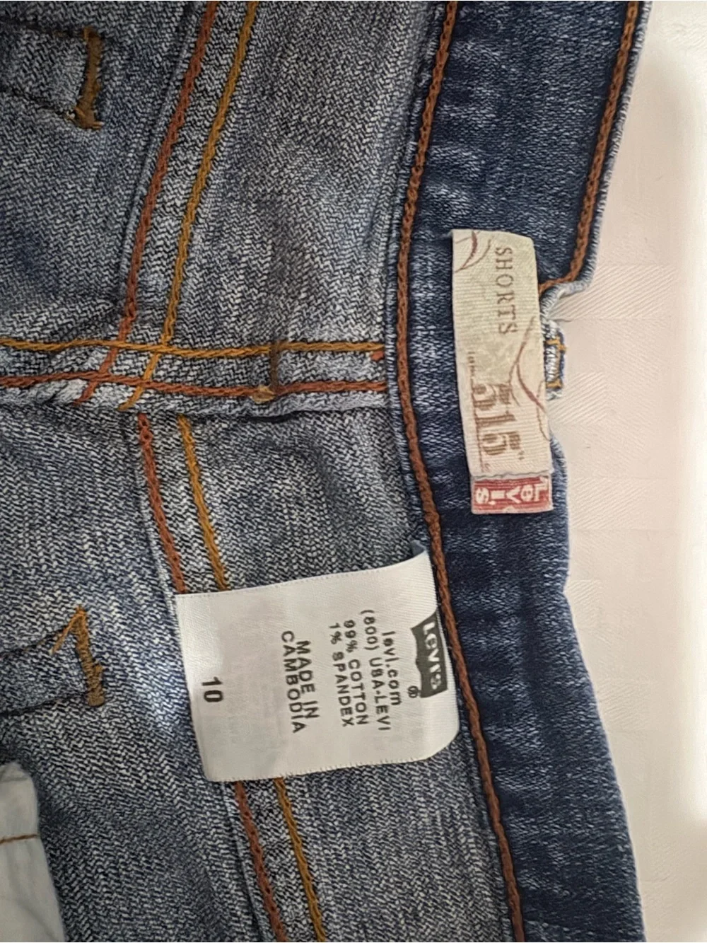 Levi's 515 dark blue denim shorts with tan leather patch - Picture 4 of 4